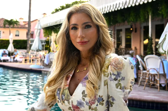 A photo of Melissa Rein Lively.